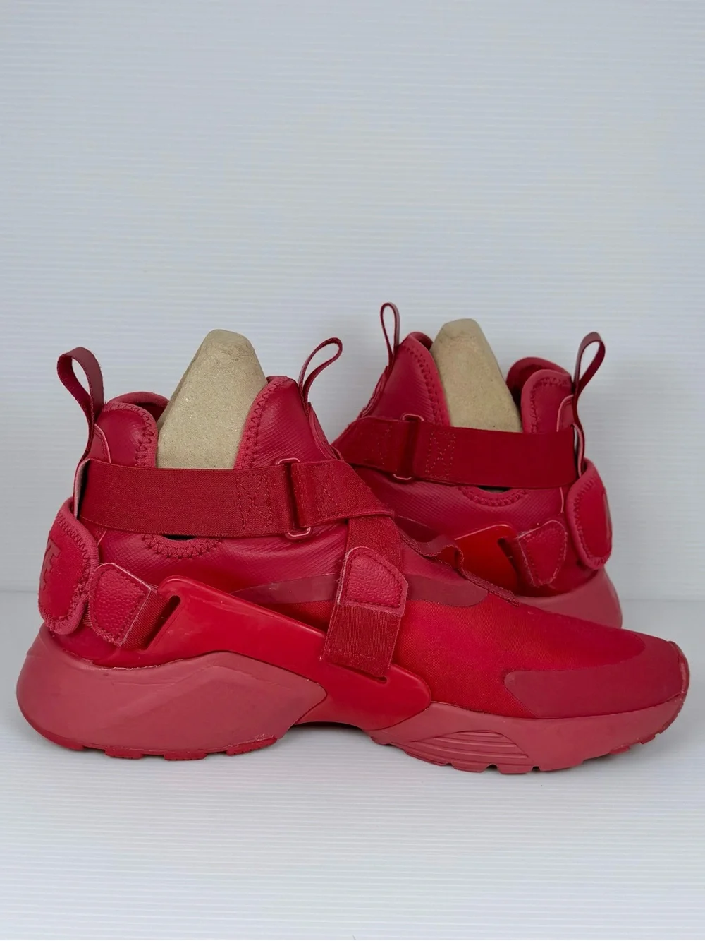 Nike Air Huarache City GS Gym Red Shoes 7Y Women’s 8.5 AJ6662-601